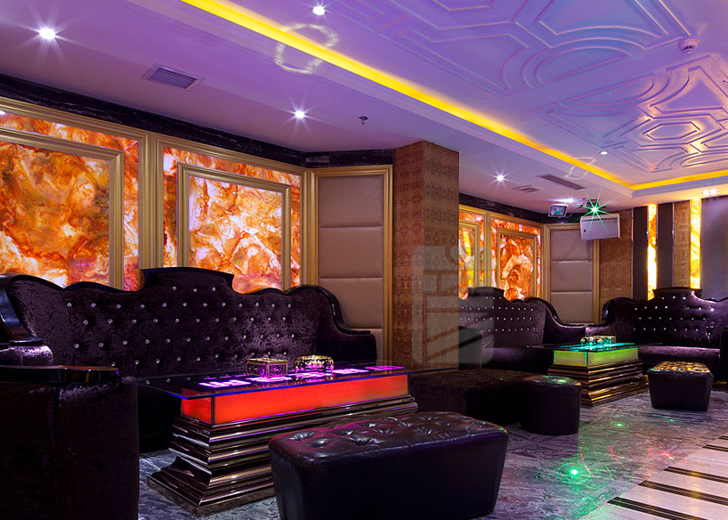 分享量販?zhǔn)絢tv設(shè)計(jì)簡(jiǎn)約設(shè)計(jì)風(fēng)格理念