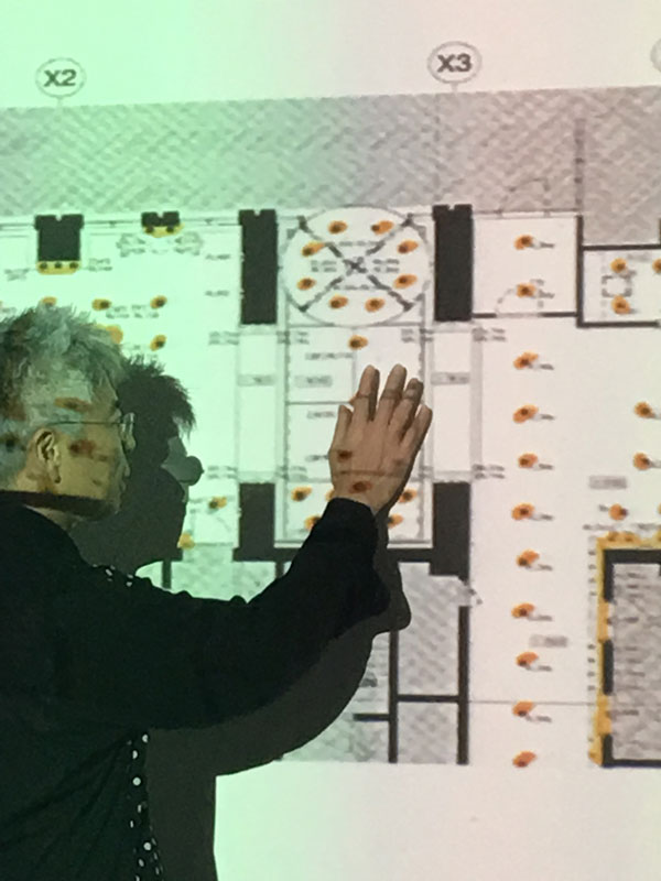 品彥設(shè)計(jì)創(chuàng)始人楊彥與世界燈光設(shè)計(jì)大師關(guān)永權(quán)先生探討KTV燈光設(shè)計(jì)